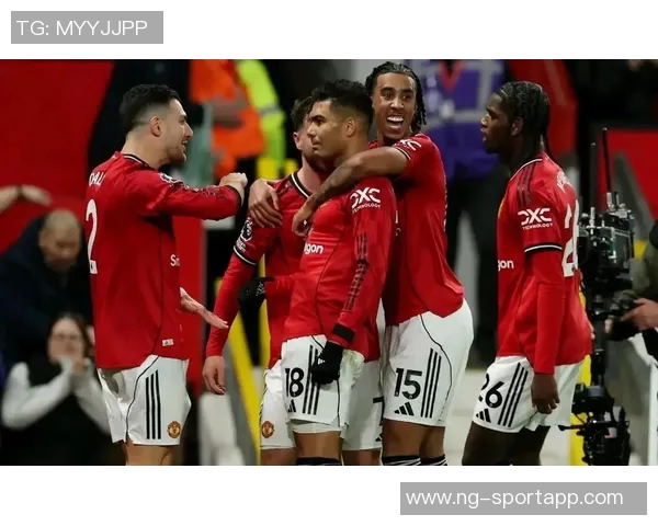 曼联计划明夏引进新中场乌加特或替代卡塞米罗离队